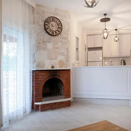 Βίλα Dadya 1 - With Private Pool - 750m Distance To The *