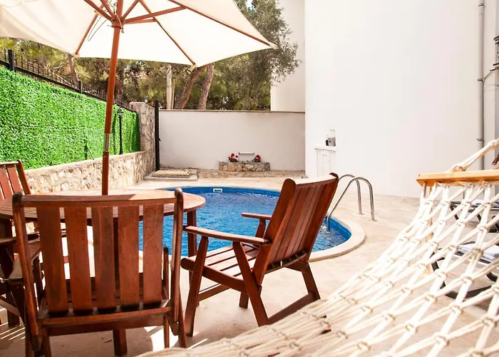 Vila Dadya 1 - With Private Pool - 750m Distance To The *